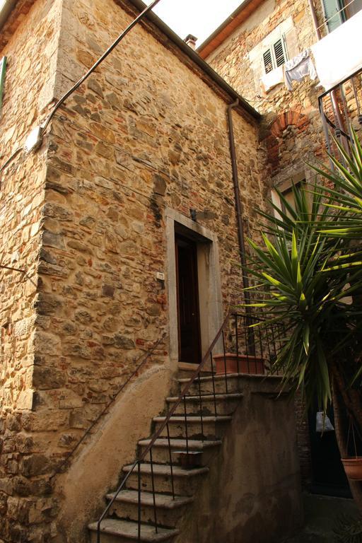 Delizioso Trilocale In Centro Apartment Montemerano Phòng bức ảnh